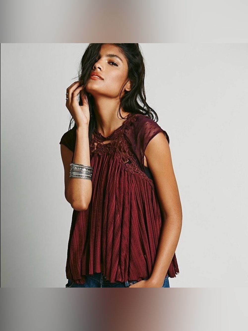 Free People ‘Stars Align’ Sheer Swiss Dot Swing Top in Wine Red size Small - Picture 2 of 13